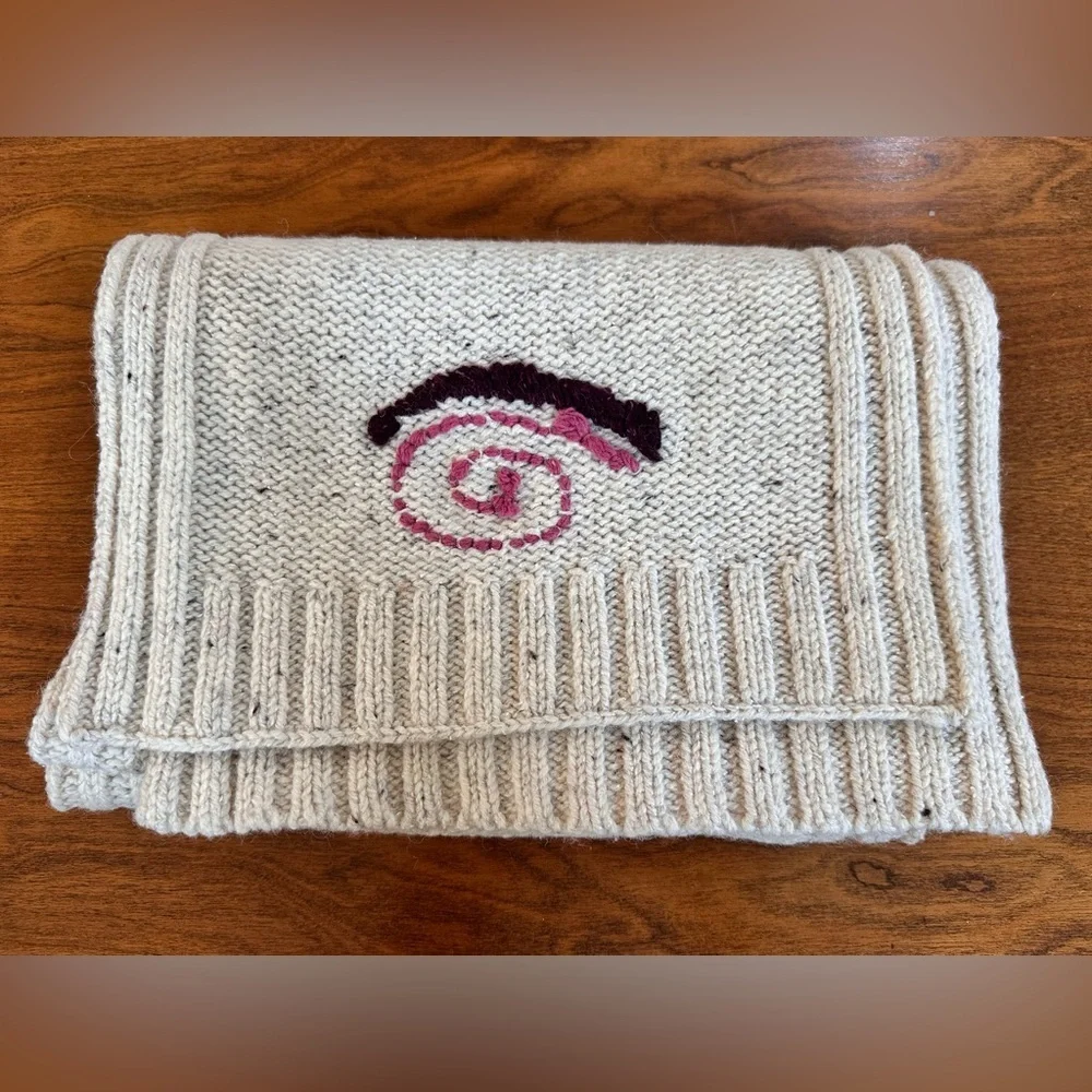 Irelandseye Wool Silk Knit Scarf – Cream w/ Embroidered Motif